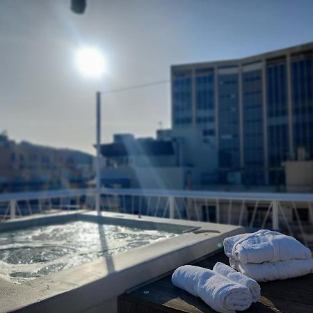 Unique Solar Penthouse With Jacuzzi And Sauna In Central Athens Daire Dış mekan fotoğraf